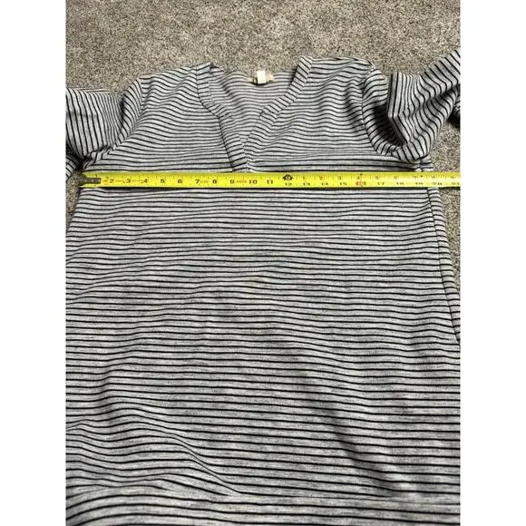 Duluth Trading Company Tunic Shirt Dress Womens Size Medium Striped Gray - Picture 6 of 6